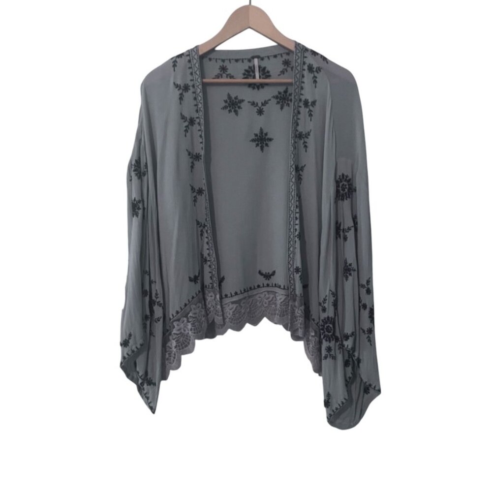 NWOT Free People Women's Blue Floral Cardigan Size XS - Picture 1 of 3